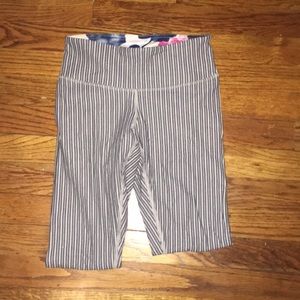 Lululemon leggings size 4!!!